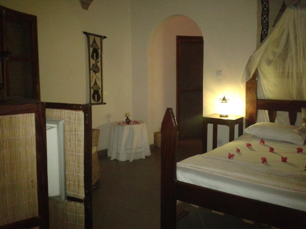 Mandinka Lodge Kololi Rom bilde